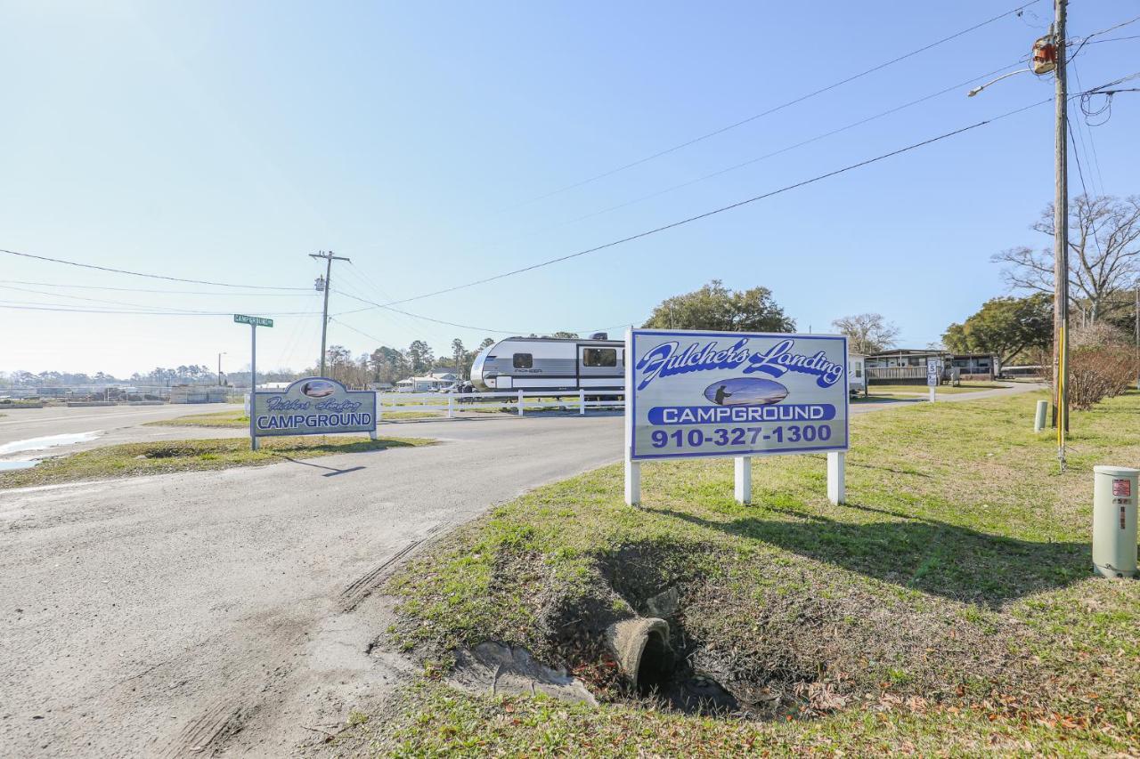 Spacious With Waterfront View-welcome Pets