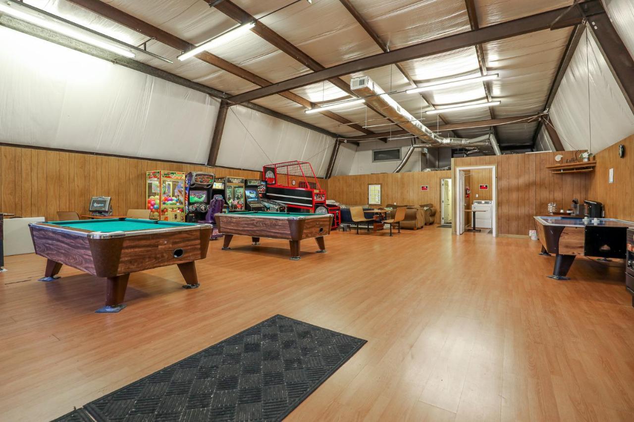 Spacious With Waterfront View-welcome Pets Sneads Ferry